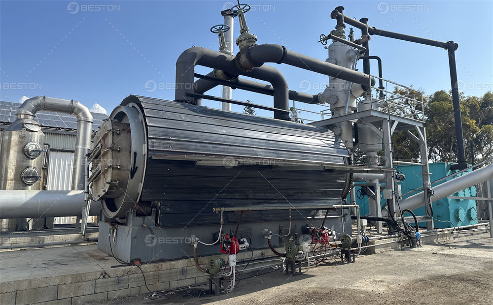 塞浦路斯BLJ-6廢塑料煉油設備第1張